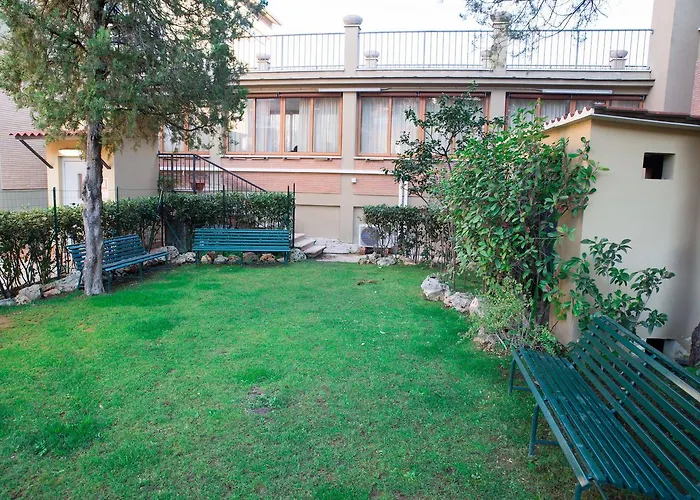 Casa Per Ferie Oasi San Giuseppe Hotel 3*
